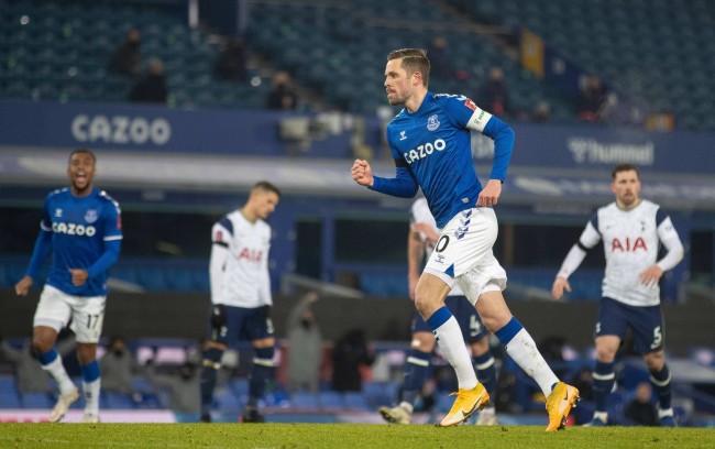 的实力不容 的实力不容