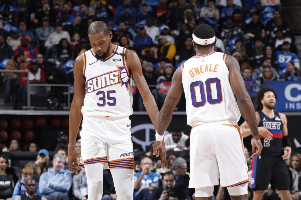 乎正站在同 乎正站在同